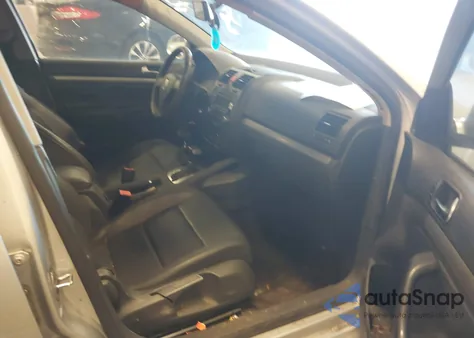 2006 Volkswagen Jetta 2.5 from USA, damaged, VIN 3VWRF71KX6M788691